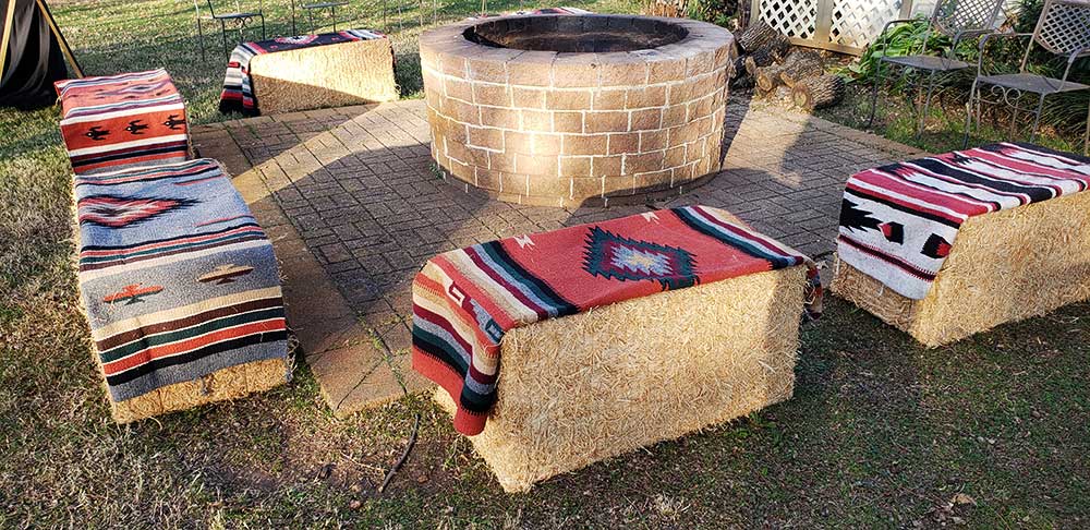 HAY-BALES-AROUND-FIRE-PIT-E