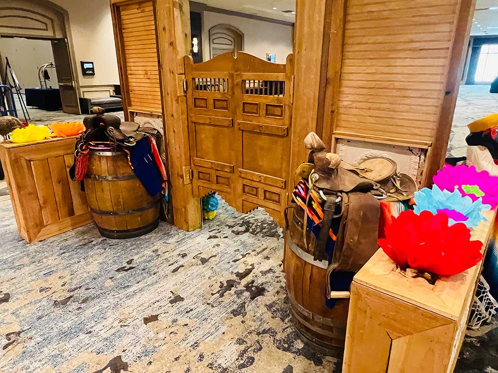 CANTINA-ENTRANCE-BARRELS-AND-SADDLES