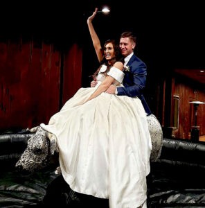 BRIDE & GROOM ON 'BUCKSHOT'